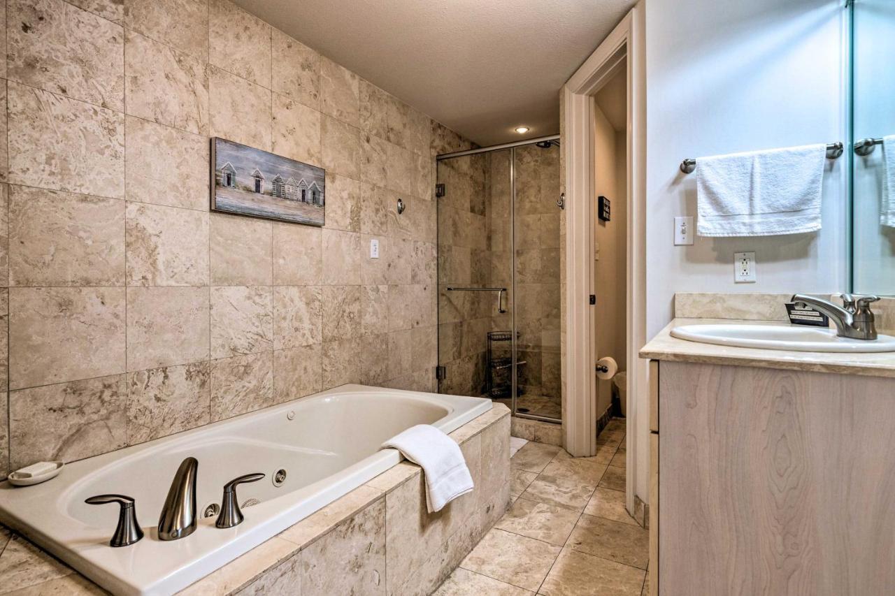 Sunny Beachfront Biloxi Condo With Resort Amenities! Екстериор снимка